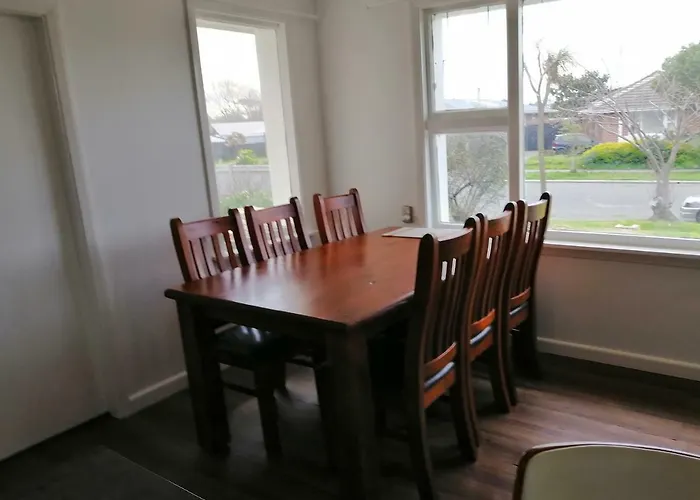 Homestay Triple Room, Near The City Center